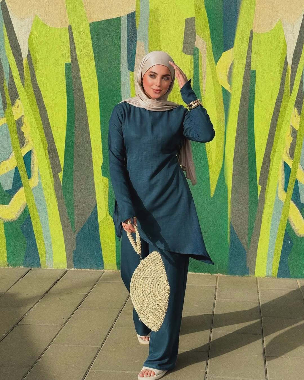 Tailored Linen Set